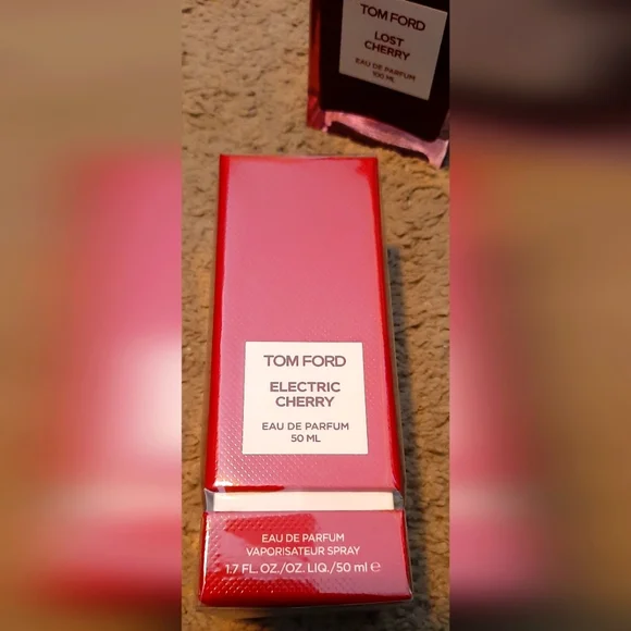 Tom Ford Electric Cherry *NWT*